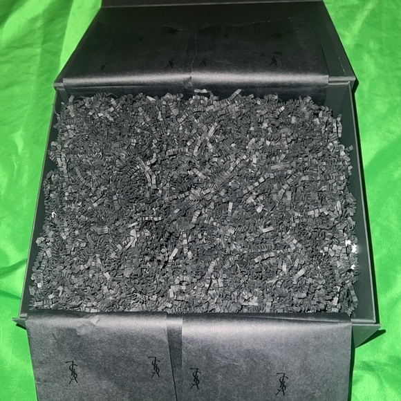 Yves Saint Laurent Black and Gold Large Accessory Box - Picture 7 of 10